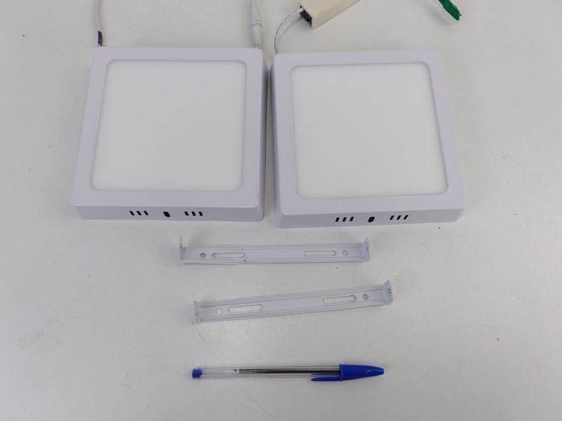 Dos Luces De Empotrar - Luces LED para Instalación - imagen 7