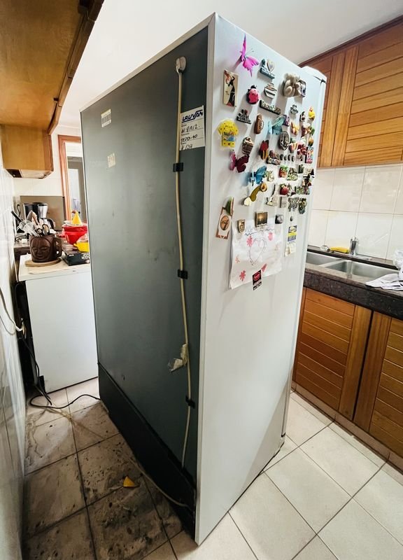 Gran heladera marca White Westinghouse con freezer 2 puertas - imagen 6