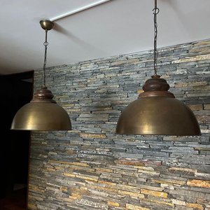Lote anterior: 2 Lámparas Galponeras de Bronce y Madera