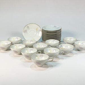 Lote anterior: Doce Tazas de Porcelana Bavaria H&C Selb Germany con Platillos