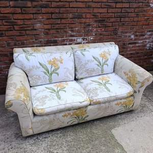 Sillón de 2 cuerpos tapizado en tela estampada floral - imagen 2