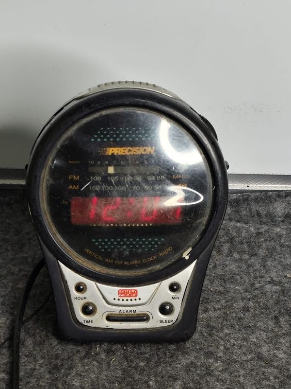 Radio Reloj Despertador Precisión Vintage