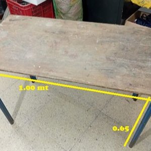 Lote anterior: Mesa Infantil Metálica con Tapa de Madera