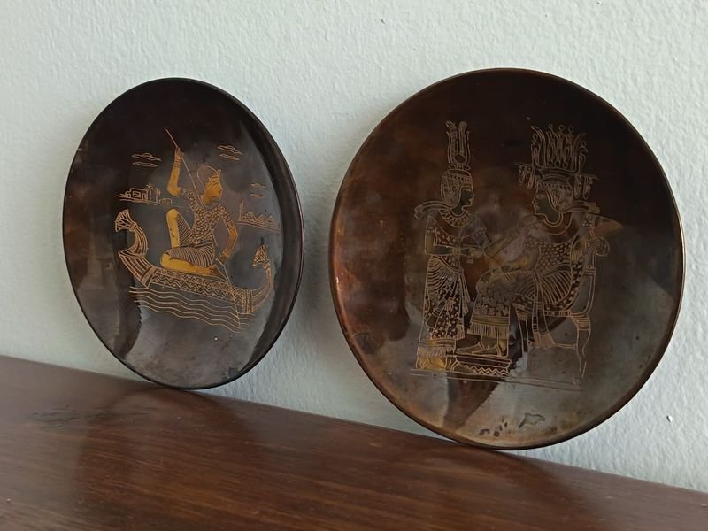 Conjunto de 5 Platos de Cobre Egipcios: Guerrero, Faraón, Nefertiti