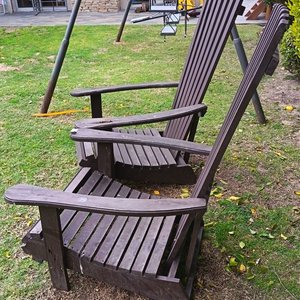 Par de Sillas de Jardín Adirondack de Madera Estilo Rústico - imagen 3