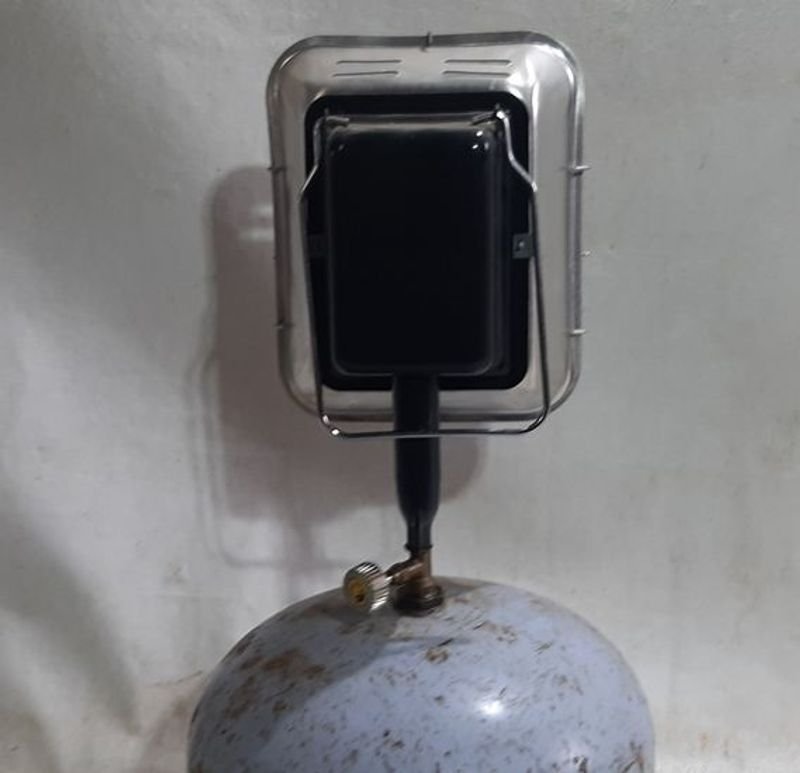 GARRAFA DE 3 KG C/PANEL DE ESTUFA - imagen 3