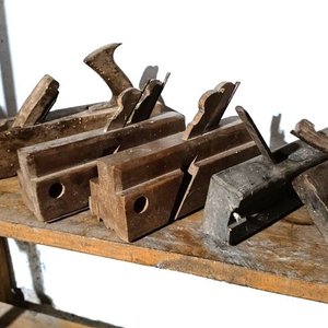 Lote anterior: Lote de Cepillos de Carpintero Antiguos de Madera