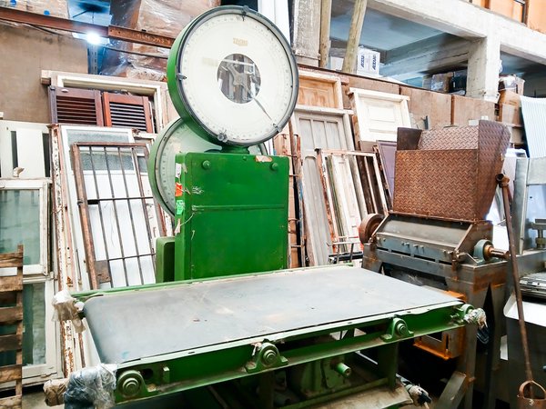 Balanza con cinta transportadora para 50 kg - Equipamiento de oficina - imagen 1