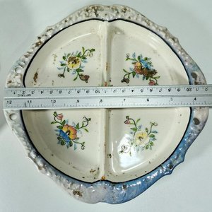 Lote siguiente: Plato Divisorio Vintage con Flores y "Made in Japan"