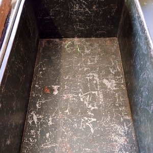 Caja de Herramientas Metálica con Doble Cerradura y Llaves - imagen 3