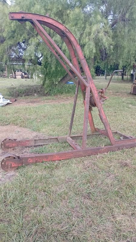 Guinche levanta motor para agricultura - imagen 3