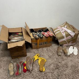 Lote anterior: Lote de Alpargatas, Pantuflas y Calzados Variados con Suela de Yute