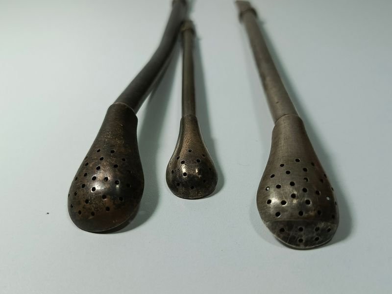 Tres antiguas bombillas en plata y oro - imagen 2