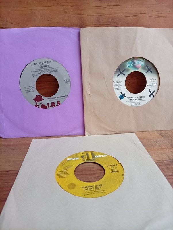 Tres Discos Simples: Pointer Sisters, Go-Go's y Andrew Gold