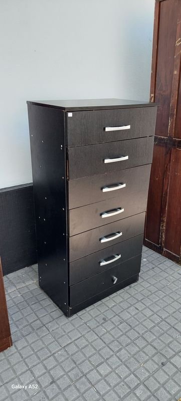 Comoda cajonera de madera negra con 7 cajones - imagen 2