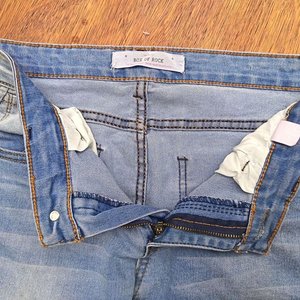 Lote de Ropa de Dama: Jeans, Remeras, Musculosas y Más - imagen 7
