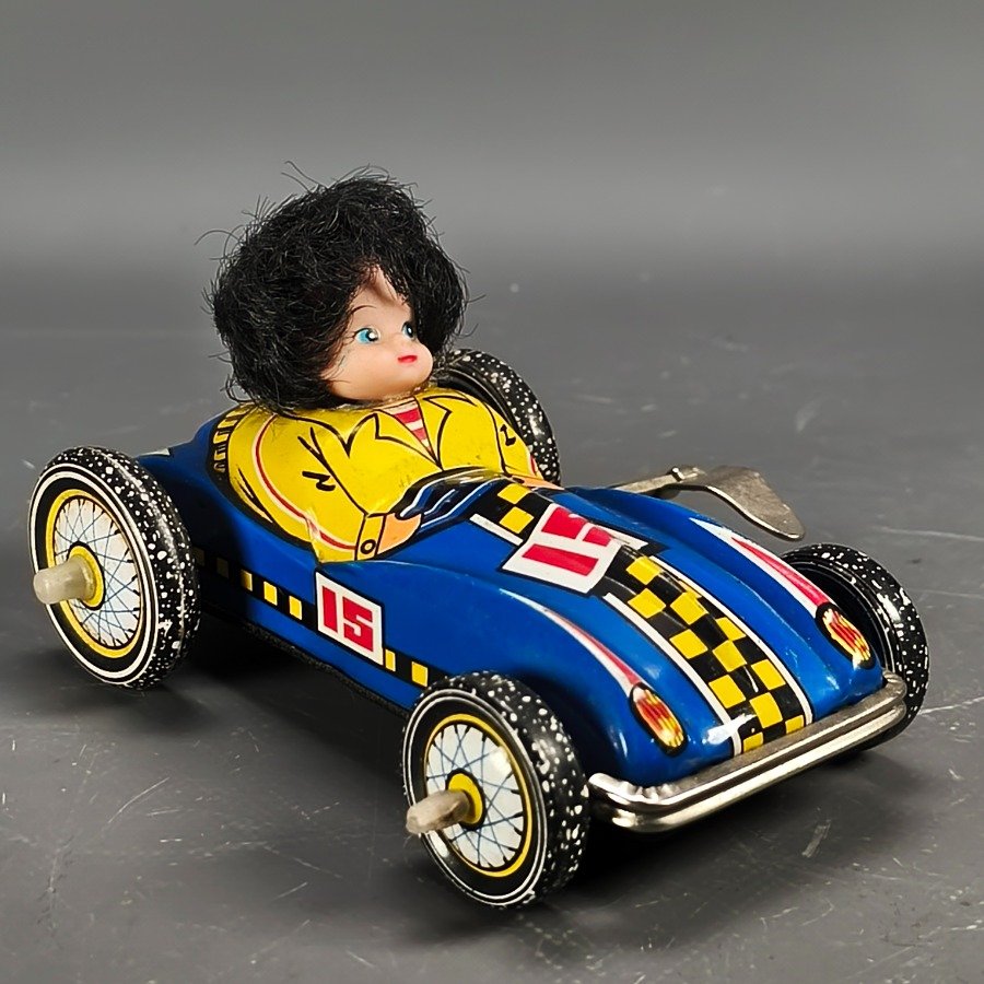 Item 17736 - Image 0