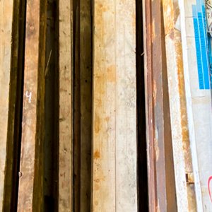 Seis Tirantes de Madera Usados con Polillas y Detalles (2.5 a 4m) - imagen 2
