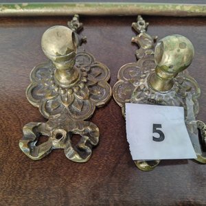 Lote anterior: Toallero de Bronce con Detalle Ornamental