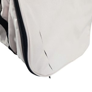 Bolso Deportivo Rosa 20L con Corte - imagen 3