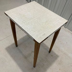 Lote anterior: Mesa Auxiliar Blanca Decorativa de Apoyo