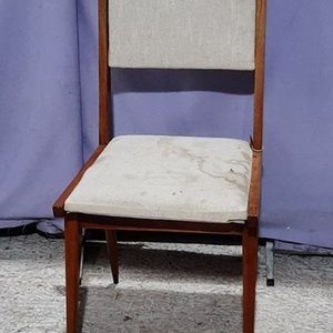 Silla de Madera Estilo Americano Tapizado Beige - imagen 1
