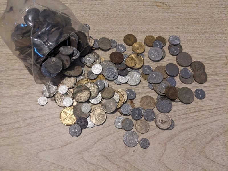 Lote anterior: Colección de monedas variadas