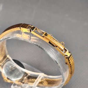Dos Relojes de Dama Dorados: Citizen Octogonal y Antiguo Águila 17 Rubíes - imagen 13