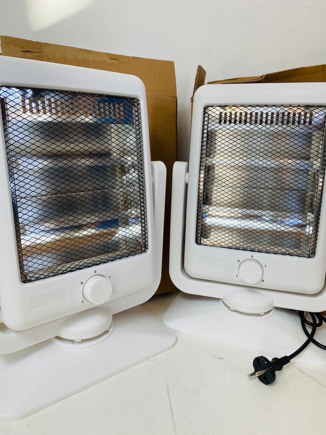 Item lote-x2-estufas-halogenas-blancas-5 - Image 2