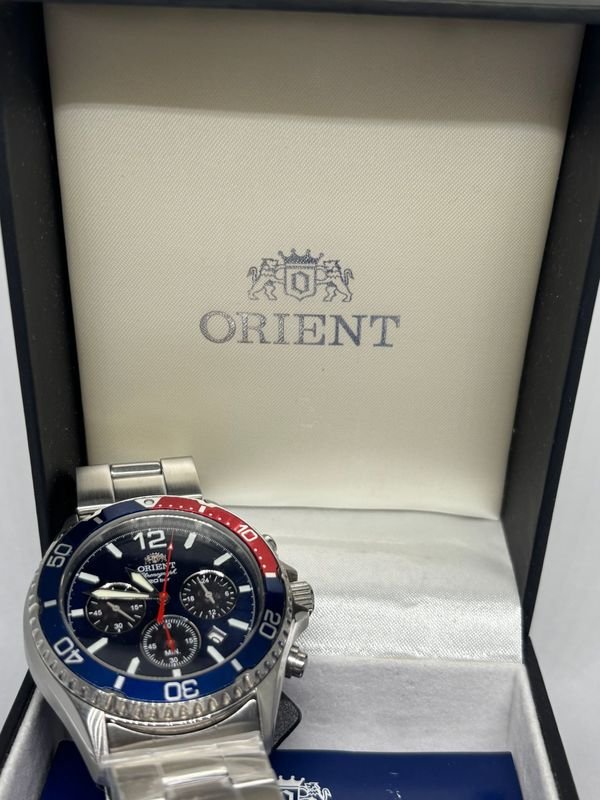 Reloj Orient Mako Solar - Cronógrafo Solar con Cristal de Zafiro - imagen 2