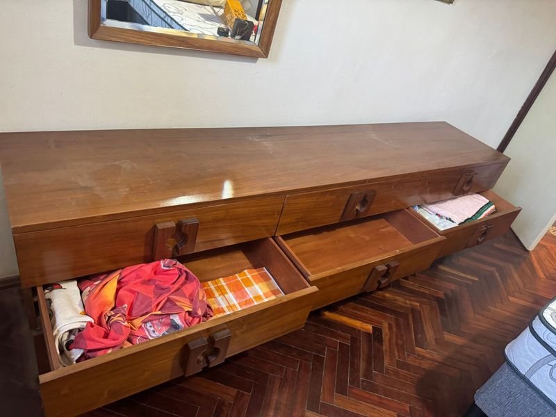 Cajonera horizontal de madera Mid-century de excelente calidad - imagen 4
