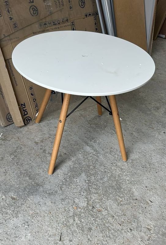 Mesa de madera para hogar - imagen 4