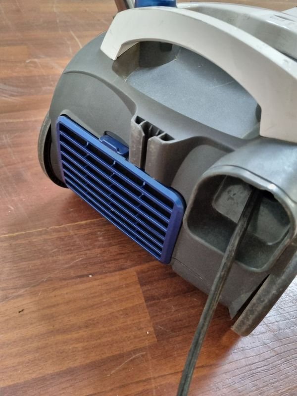 Aspiradora Cuori 1600W Funcionando - Electrodomésticos - imagen 5