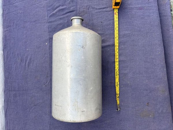 Porrón en aluminio 2 l y medio sin tapón - imagen 2