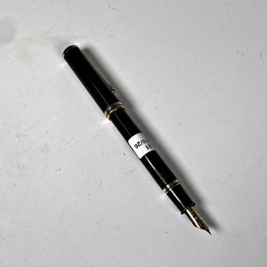 Pluma Fuente Sheaffer con Plumín de Oro 18k - imagen 1