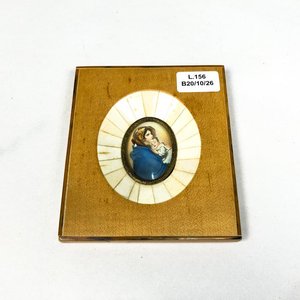 Lote anterior: Miniatura Pintada a Mano "Madonna Terruzzi" con Marco Ovalado