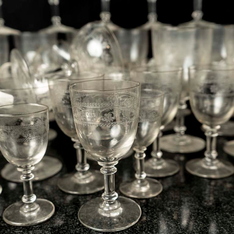 Item 2111285 - Image 1