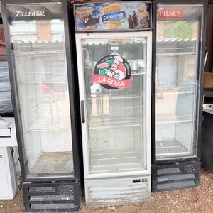 Lote anterior: Tres Botelleros Refrigerados para Servicio con Equipo