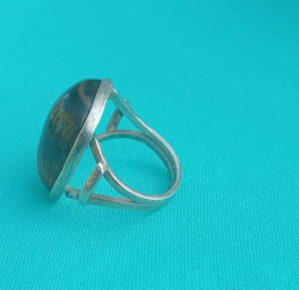 Anillo de diseño en plata con piedra marrón - imagen 4