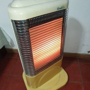 Lote anterior: Estufa electrica halógena