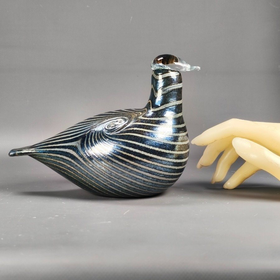 Figura Finlandesa en vidrio soplado con fisonomía de pájaro diseñada por OIVA TOIKKA - imagen 5