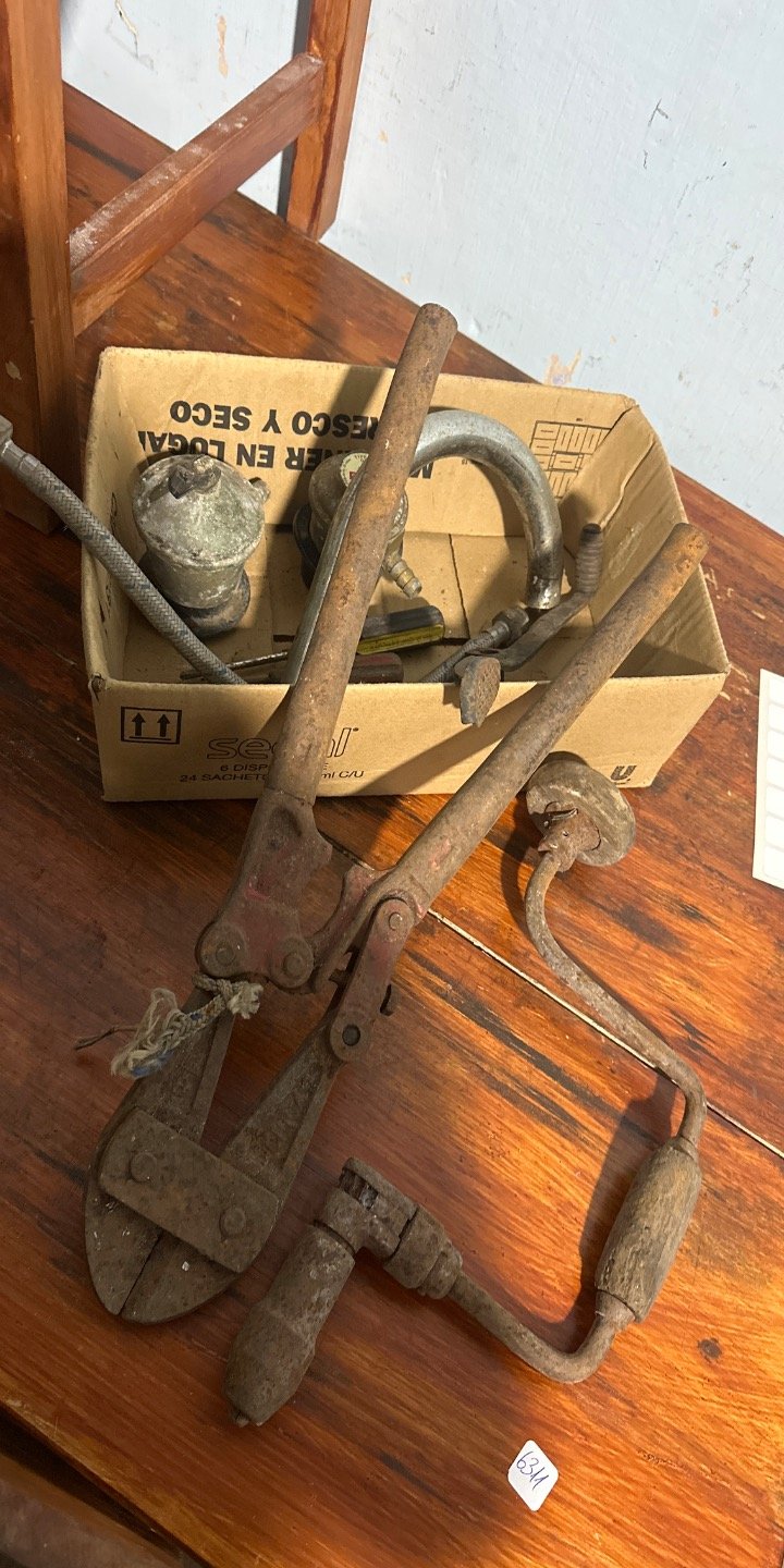Herramientas de Corte y Fontanería Antiguas