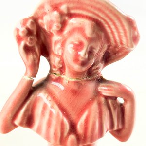 Figuras de Porcelana: Carreta con Figuras y Dama Estilo Victoriano - imagen 3