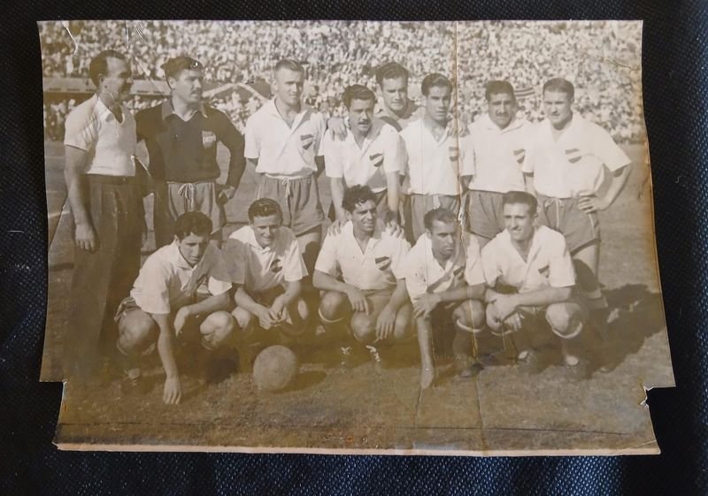 Fotografía de Prensa Histórica: Plantel Campeón Uruguayo 1950 - Club Nacional de Football