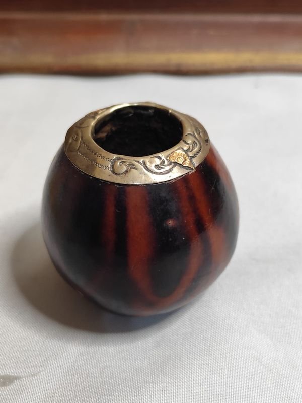 Mate de Virola con Plata y Oro con Bombilla - imagen 2
