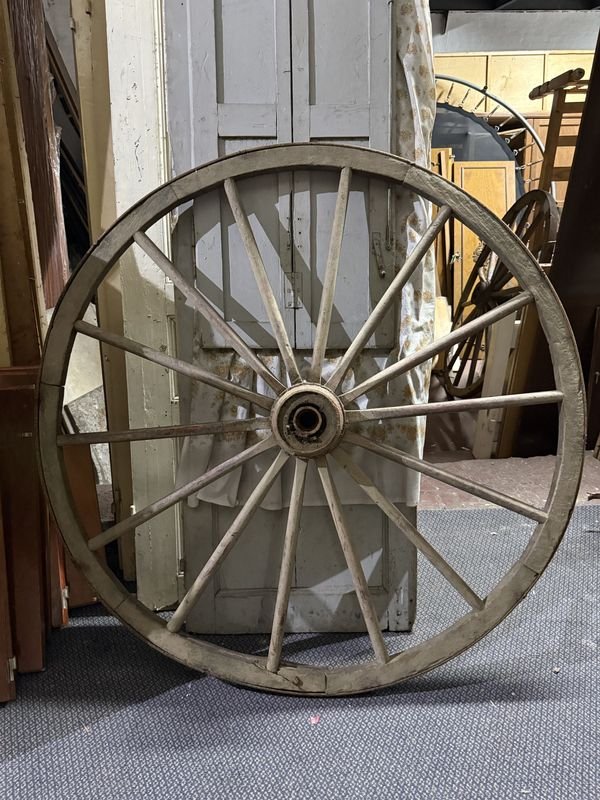 Rueda de carreta antigua para venta - imagen 4