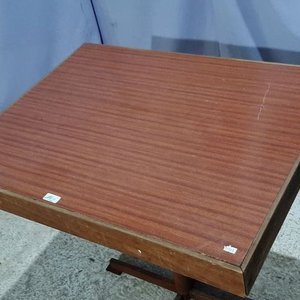 Mesa Rectangular con Tapa de Cerámica y Base de Hierro - imagen 3