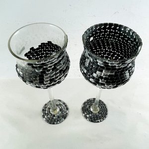 Par de Copones Hialinos Decorados con Cristales Negros y Plateados - imagen 2