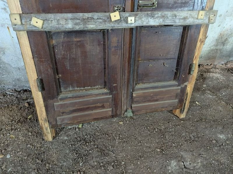 Puerta antigua de cedro con marco de pinotea - imagen 6