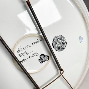 Cuatro Platos Decorativos con Escudos Nacionales e Internacionales - imagen 3